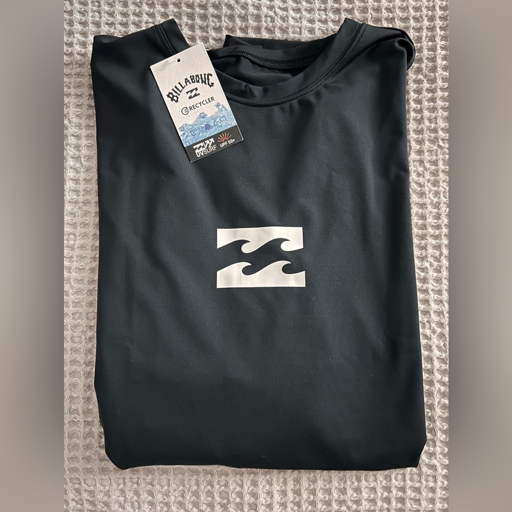 Billabong UV surf shirt